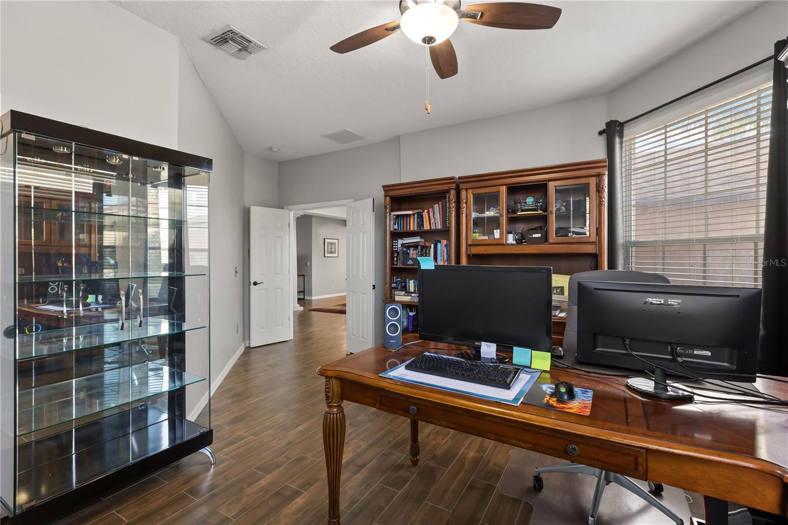 Image 34 of 50 For 3127 Twisted Oak Loop