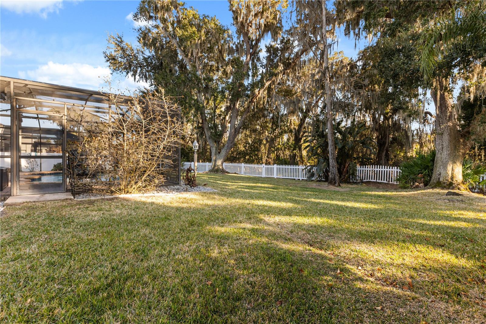 Image 41 of 50 For 3127 Twisted Oak Loop