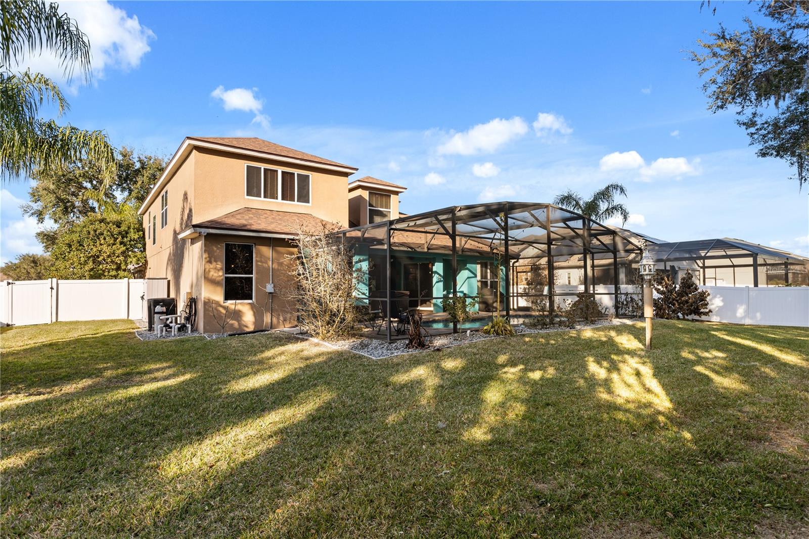 Image 42 of 50 For 3127 Twisted Oak Loop