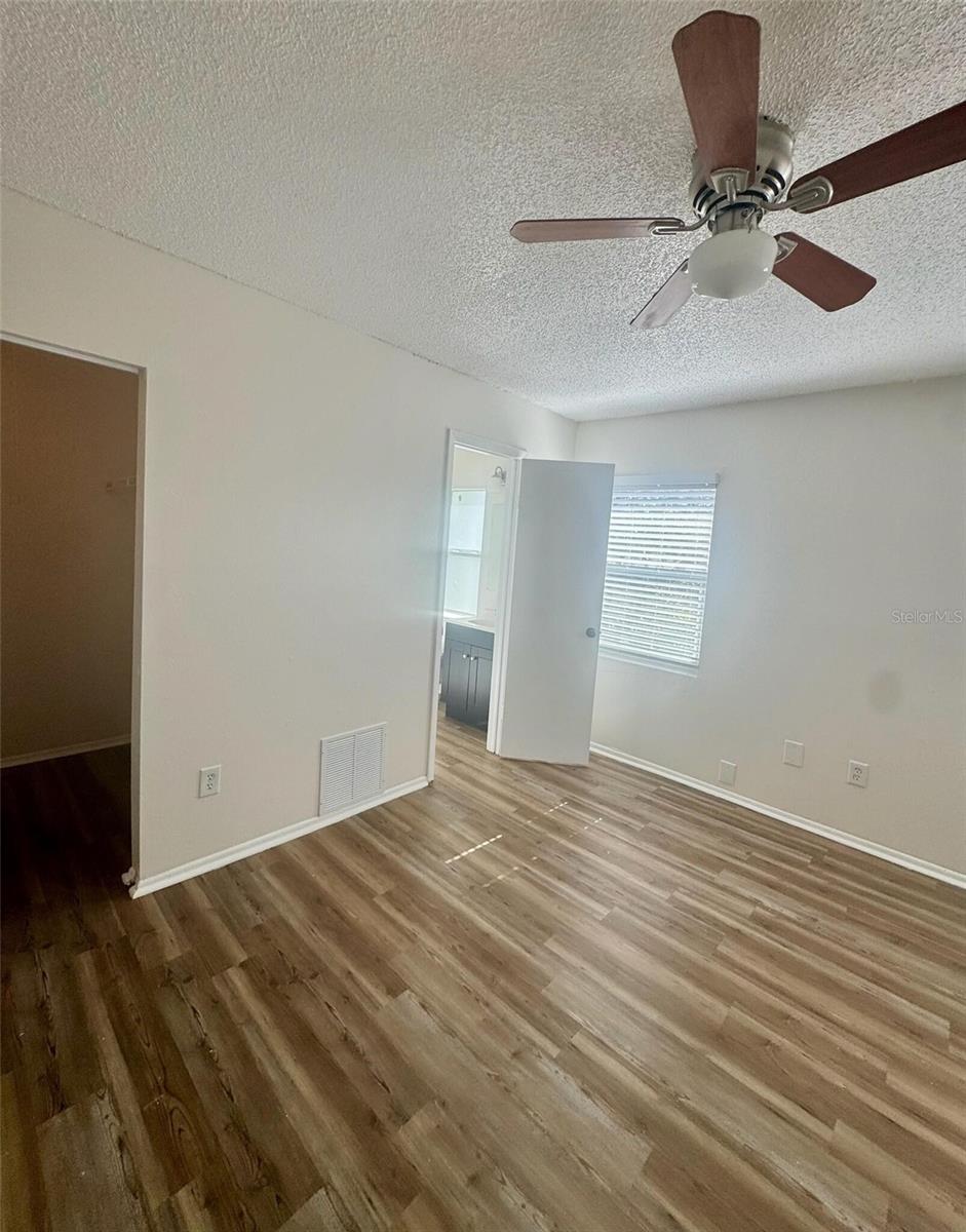 Image 17 of 20 For 5266 Tennis Court Circle