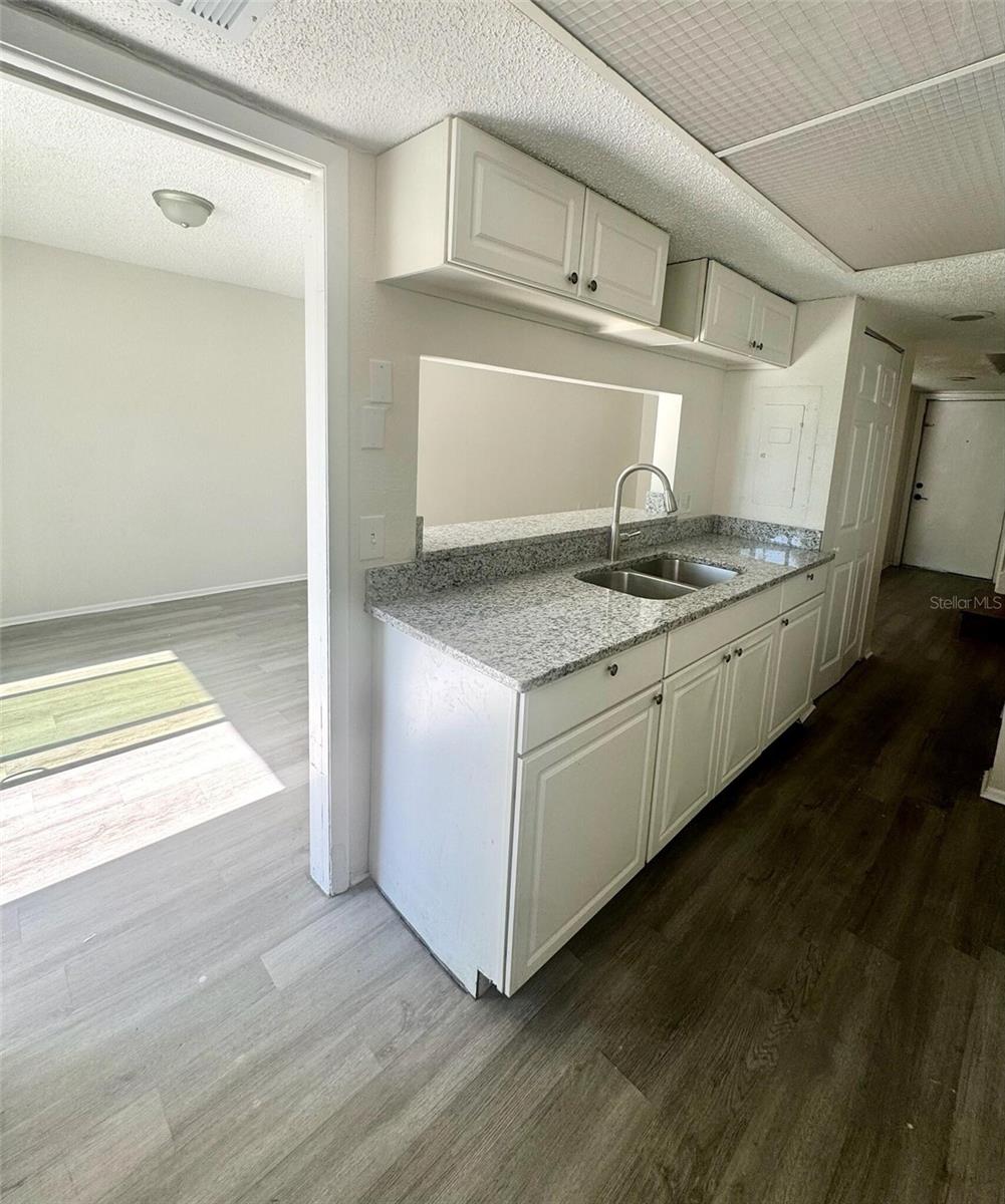 Image 18 of 20 For 5266 Tennis Court Circle