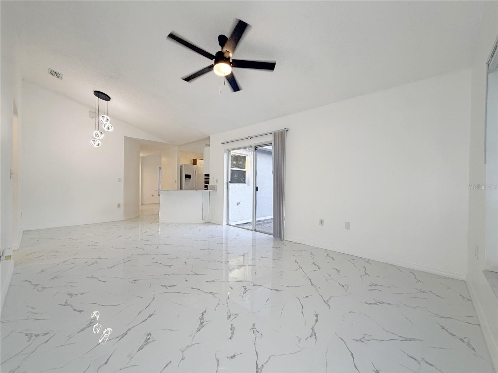 Image 11 of 40 For 1820 Hallcrest Drive