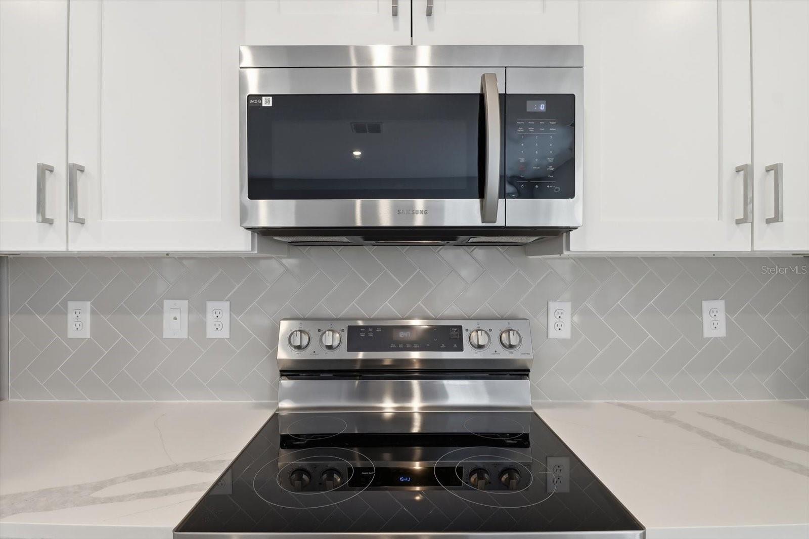 Image 16 of 43 For 16604 21st Circle