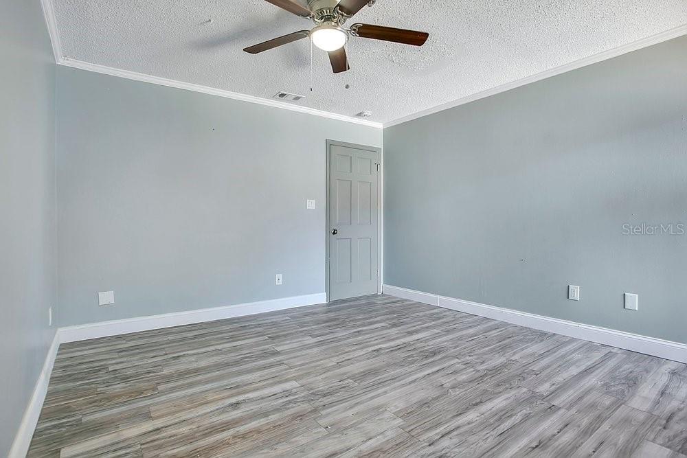 Image 21 of 35 For 1090 Michigan Street A