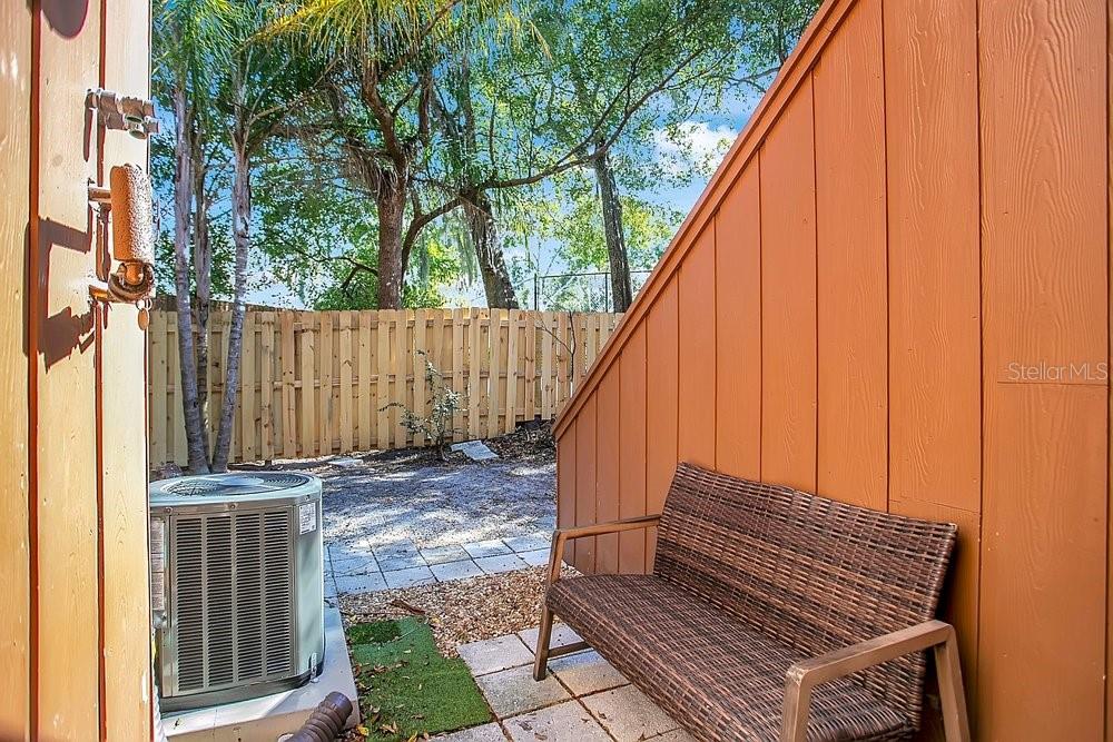 Image 25 of 35 For 1090 Michigan Street A