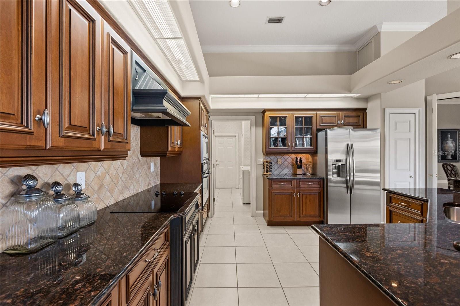 Image 10 of 42 For 253 Promenade Circle