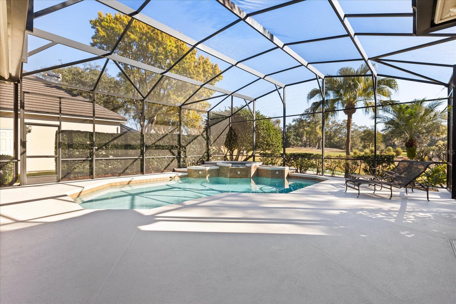 Image 33 of 42 For 253 Promenade Circle