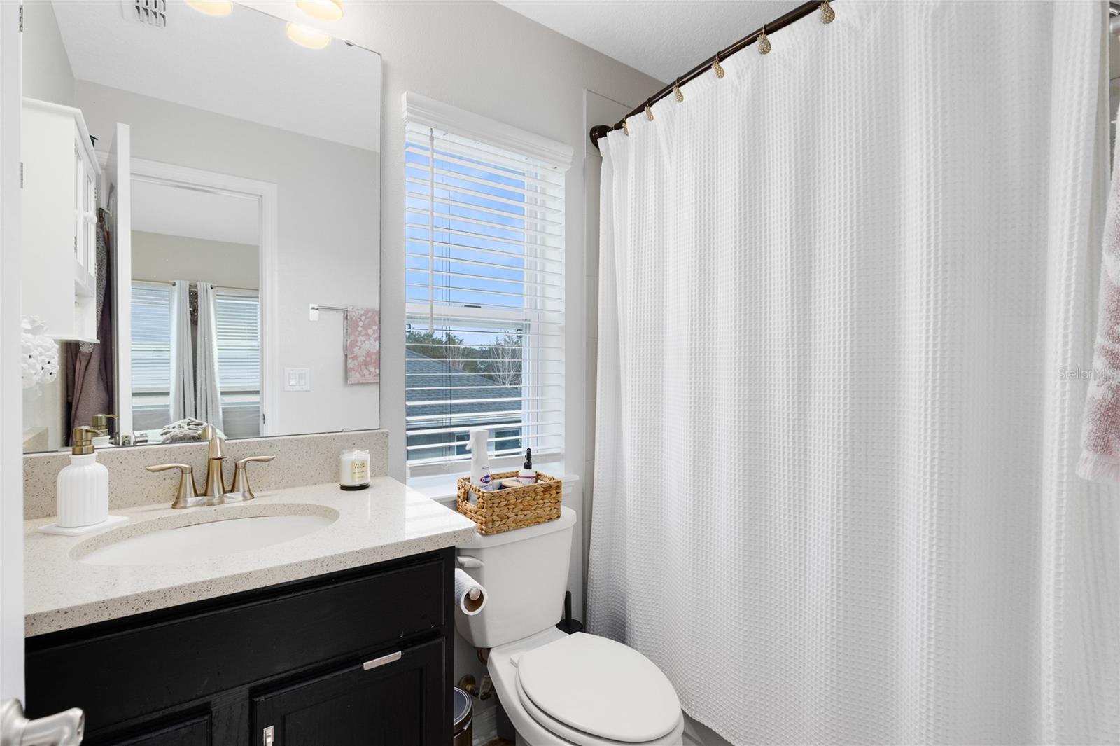 Image 12 of 29 For 8638 Omura Aly