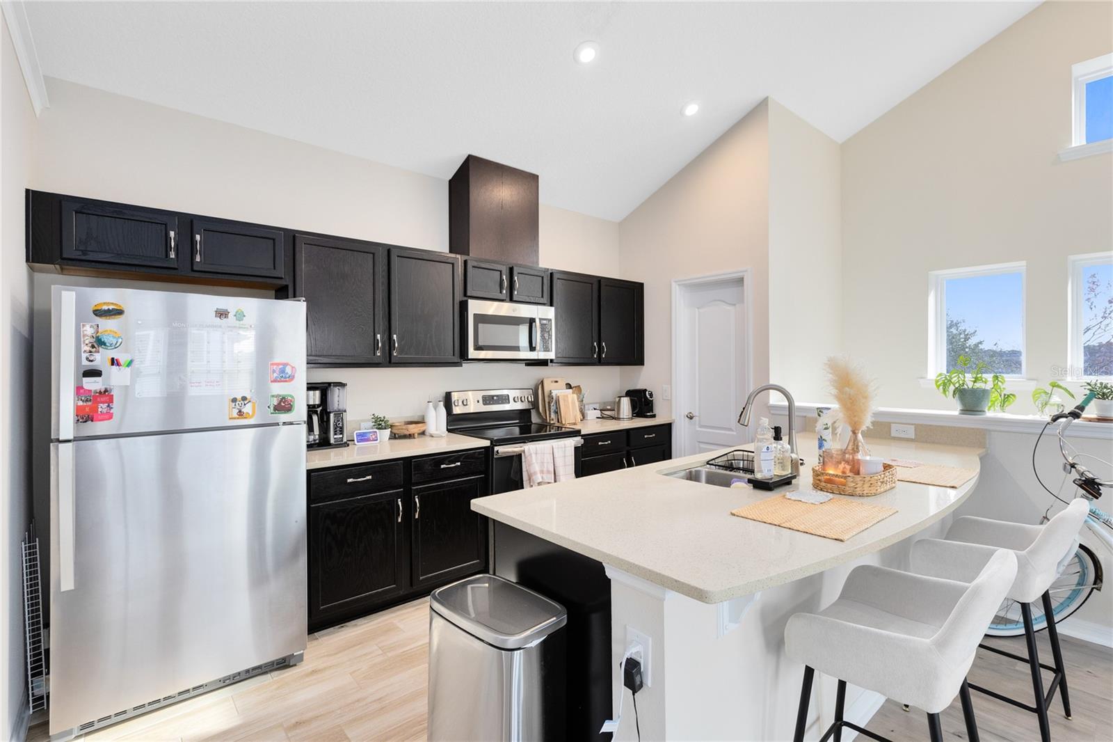 Image 4 of 29 For 8638 Omura Aly