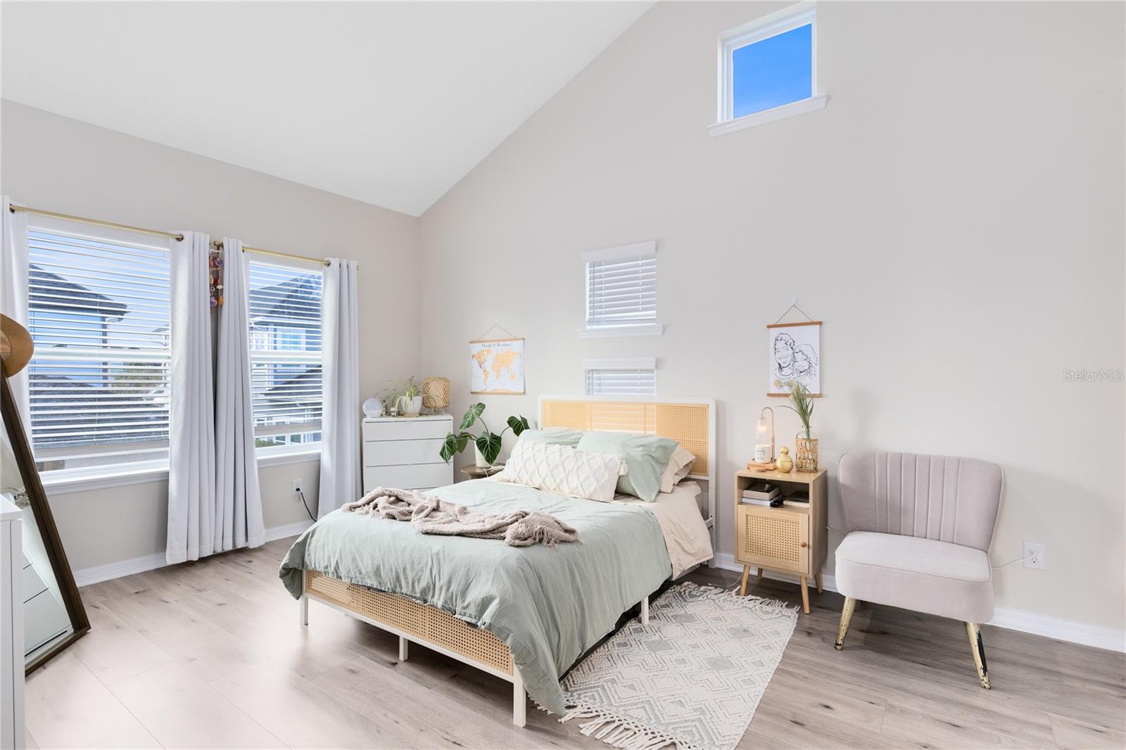 Image 9 of 29 For 8638 Omura Aly