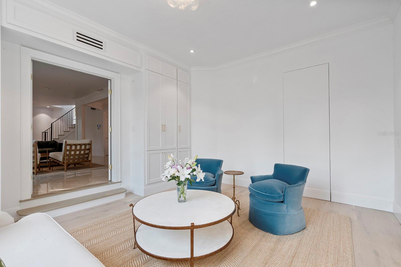 Image 12 of 26 For 1500 Harris Circle