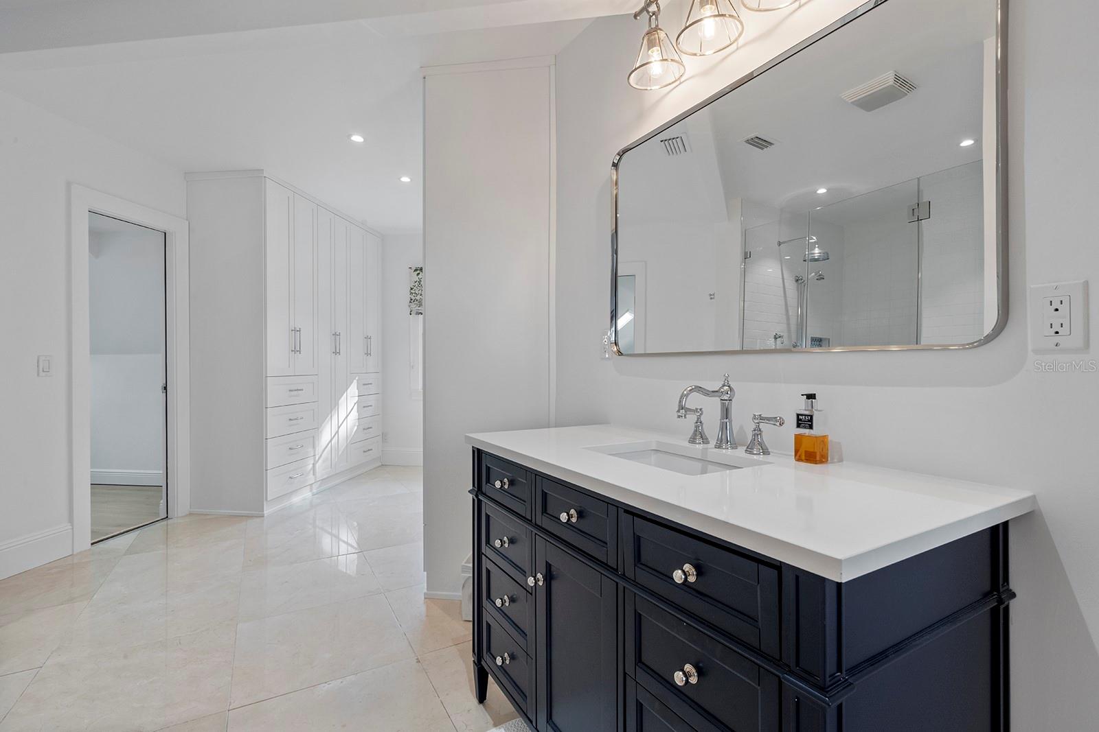 Image 15 of 26 For 1500 Harris Circle