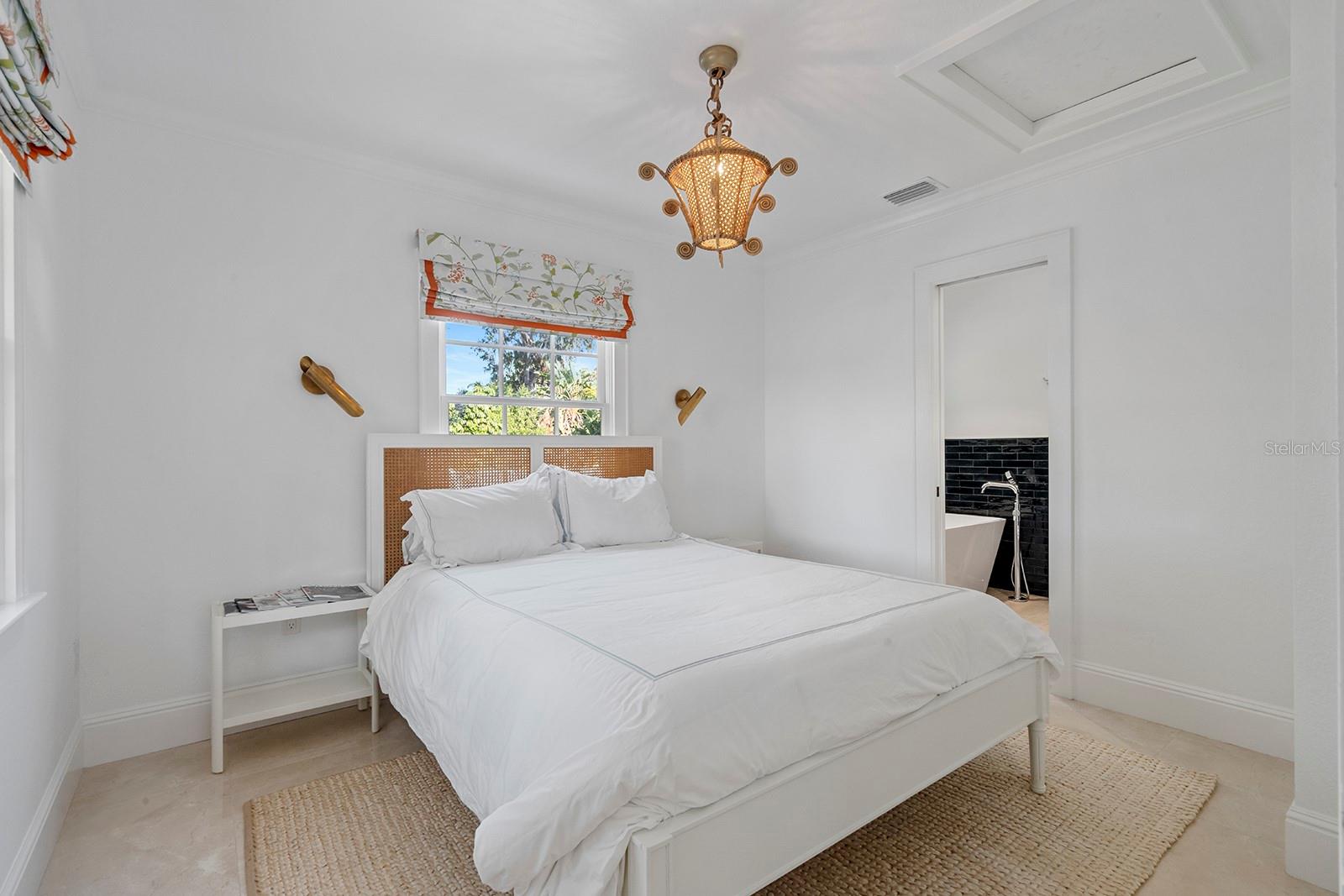 Image 18 of 26 For 1500 Harris Circle