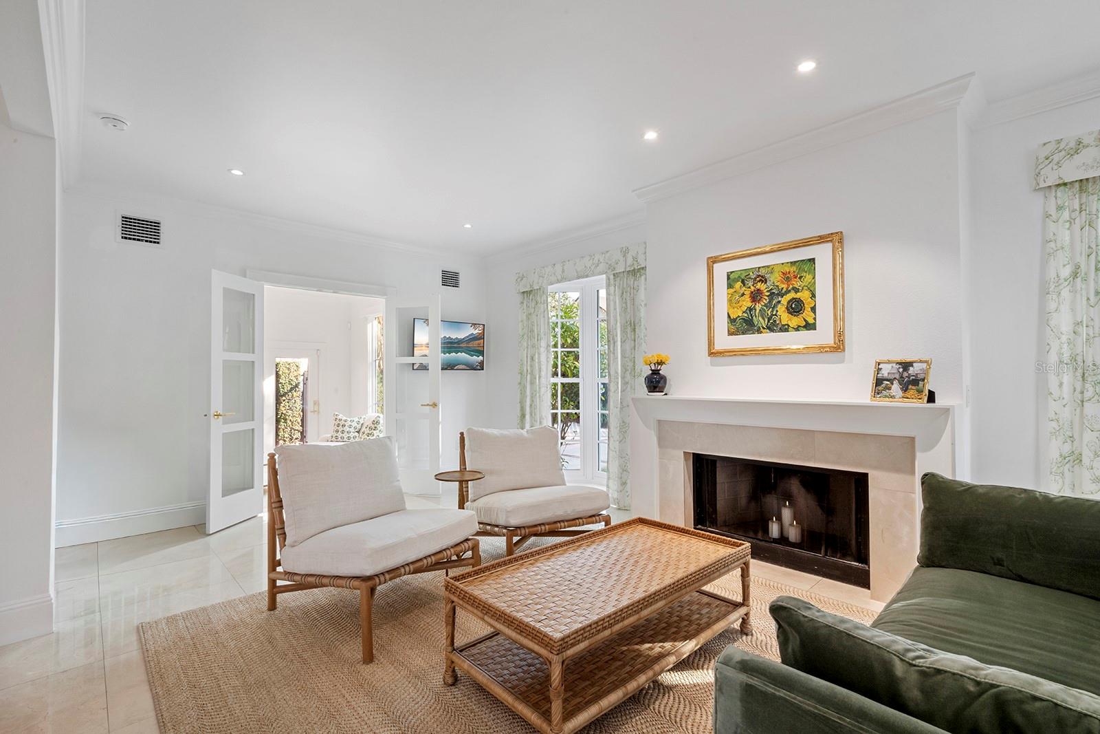 Image 5 of 26 For 1500 Harris Circle