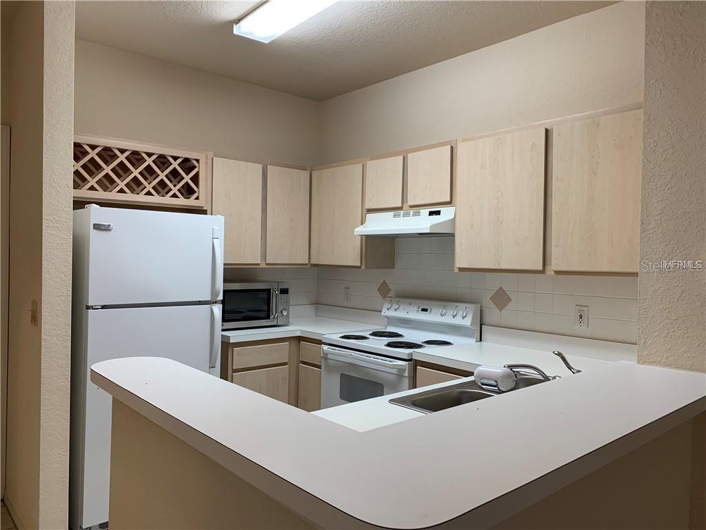 Image 5 of 28 For 831 Camargo Way 311