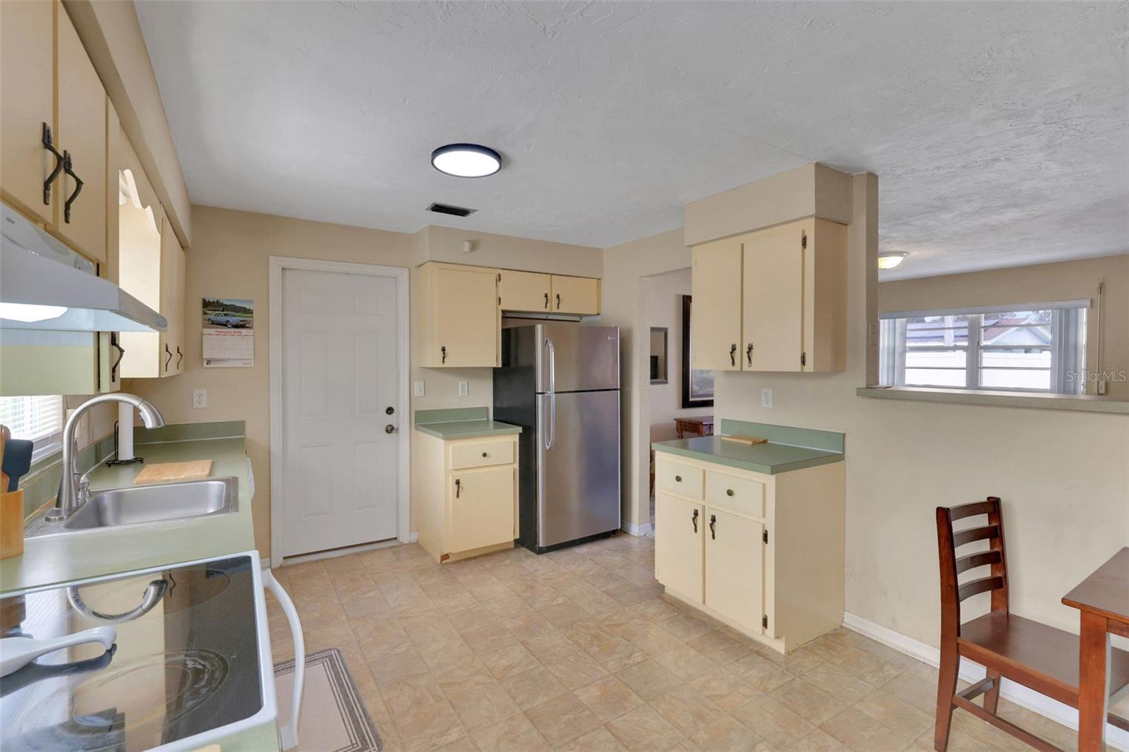 Image 13 of 41 For 105 Colina Place