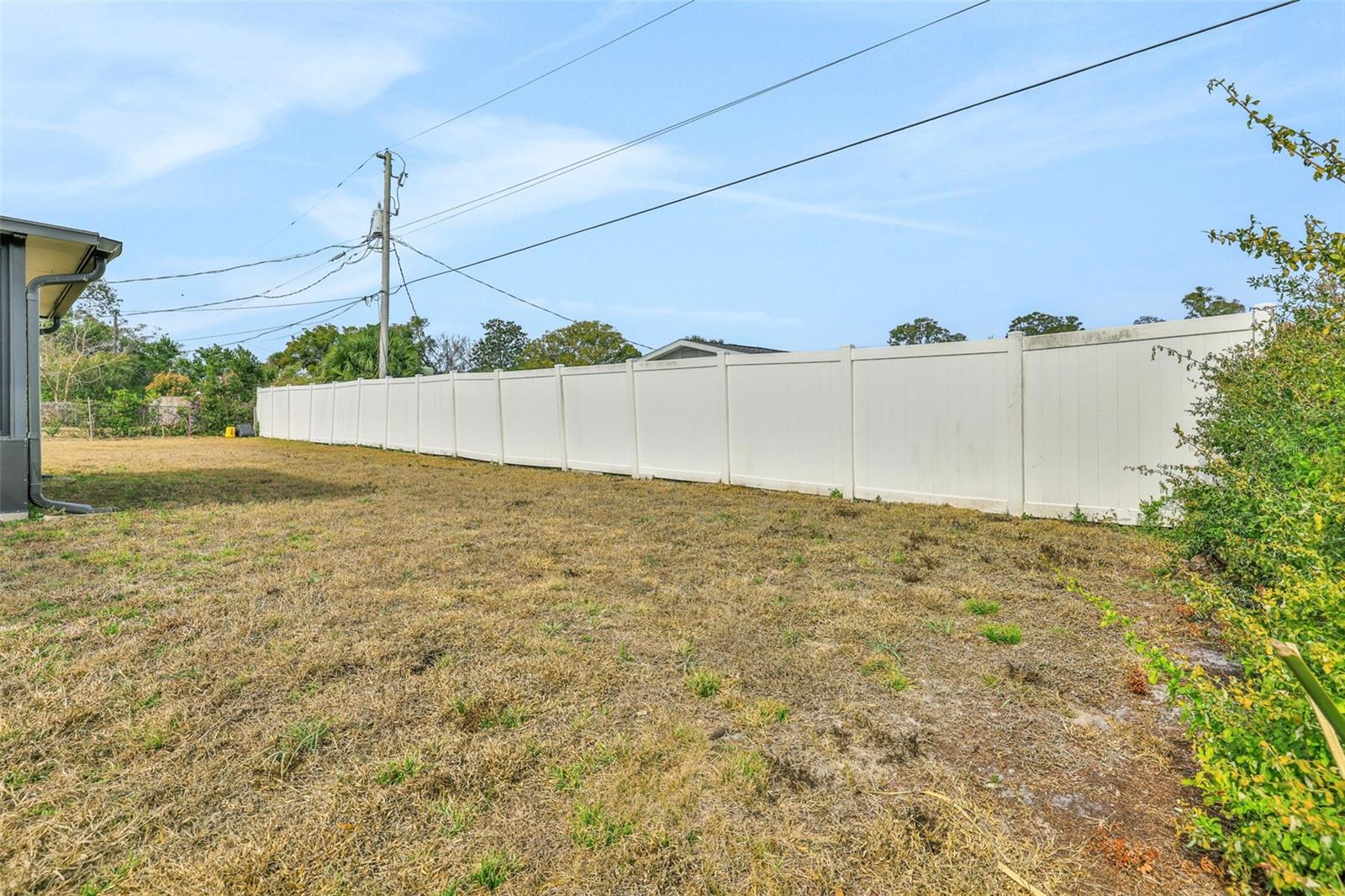 Image 33 of 41 For 105 Colina Place