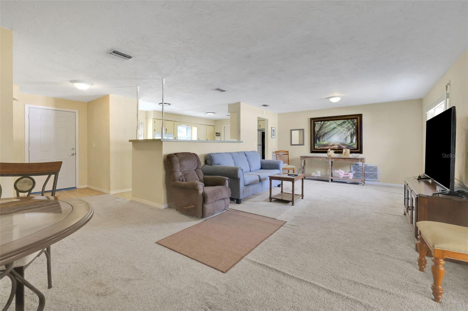 Image 5 of 41 For 105 Colina Place