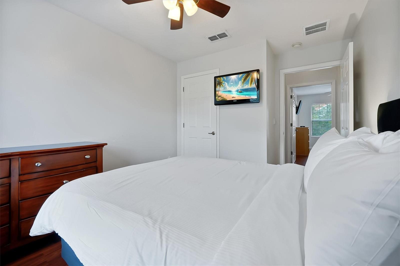 Image 31 of 60 For 8519 Bay Lilly Loop