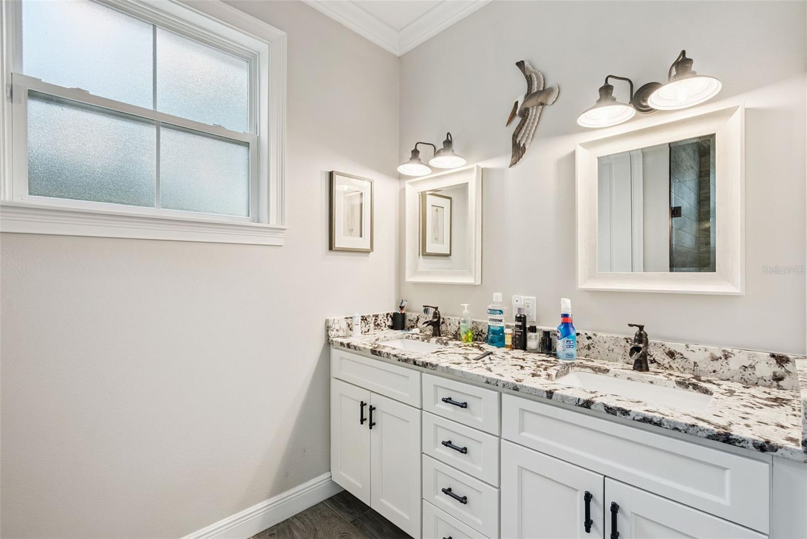 Image 17 of 60 For 160 Lush Lane