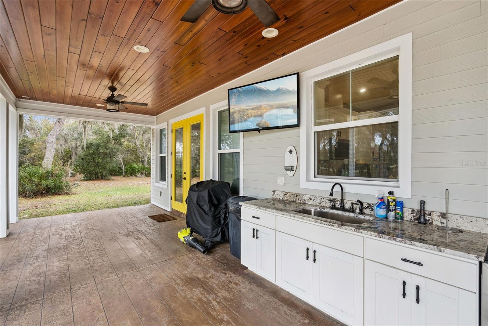 Image 26 of 60 For 160 Lush Lane