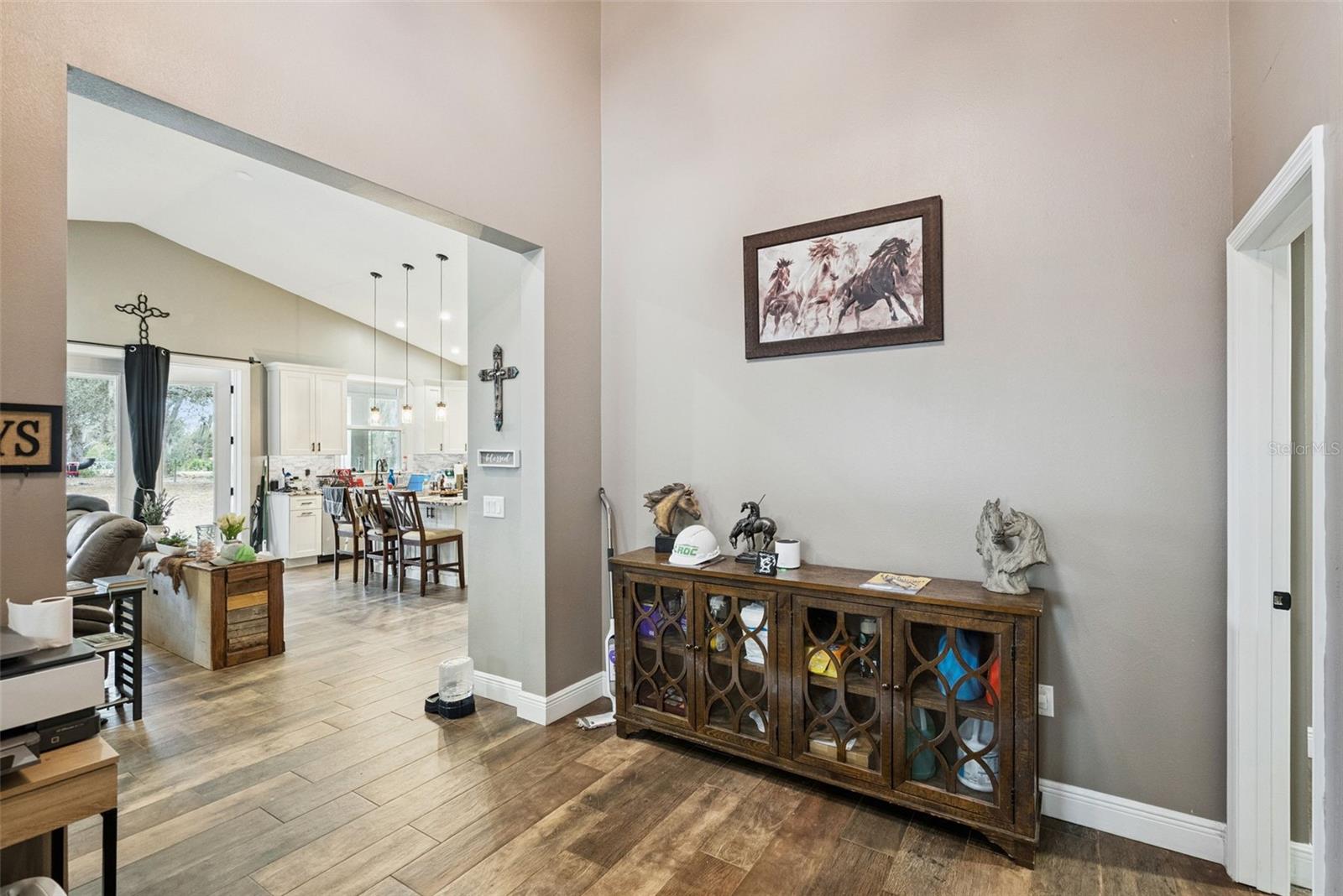 Image 5 of 60 For 160 Lush Lane