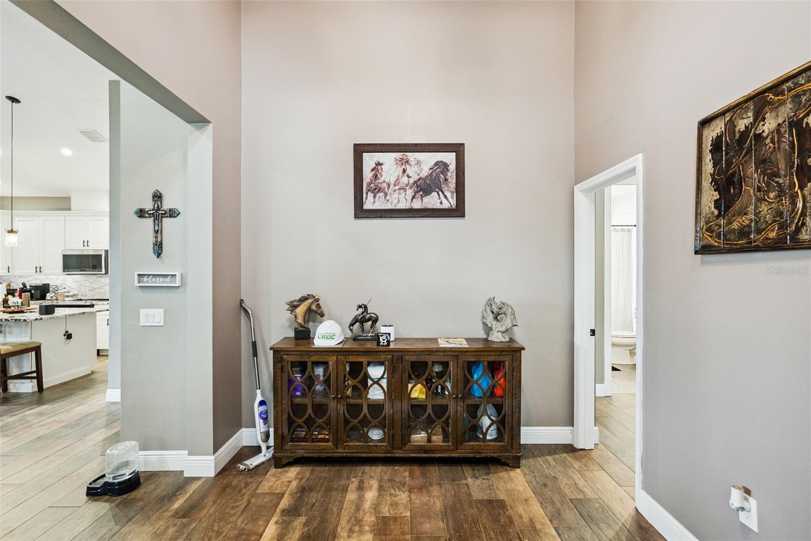 Image 6 of 60 For 160 Lush Lane