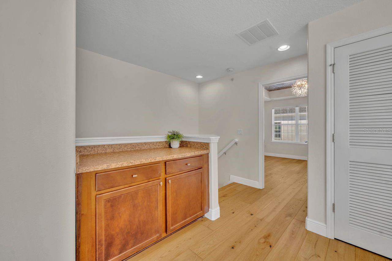 Image 21 of 36 For 2066 Brink Alley