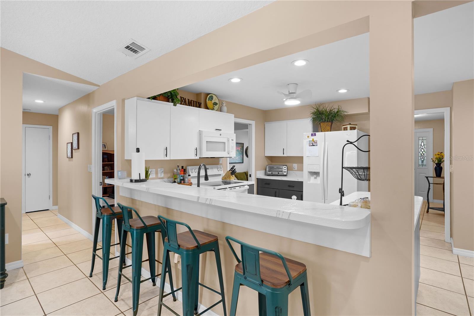 Image 12 of 48 For 157 Harrogate Court