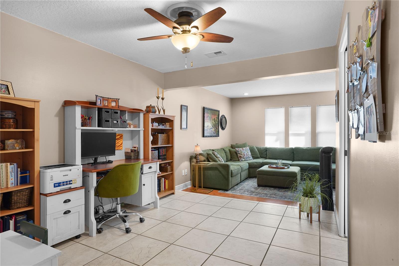 Image 21 of 48 For 157 Harrogate Court