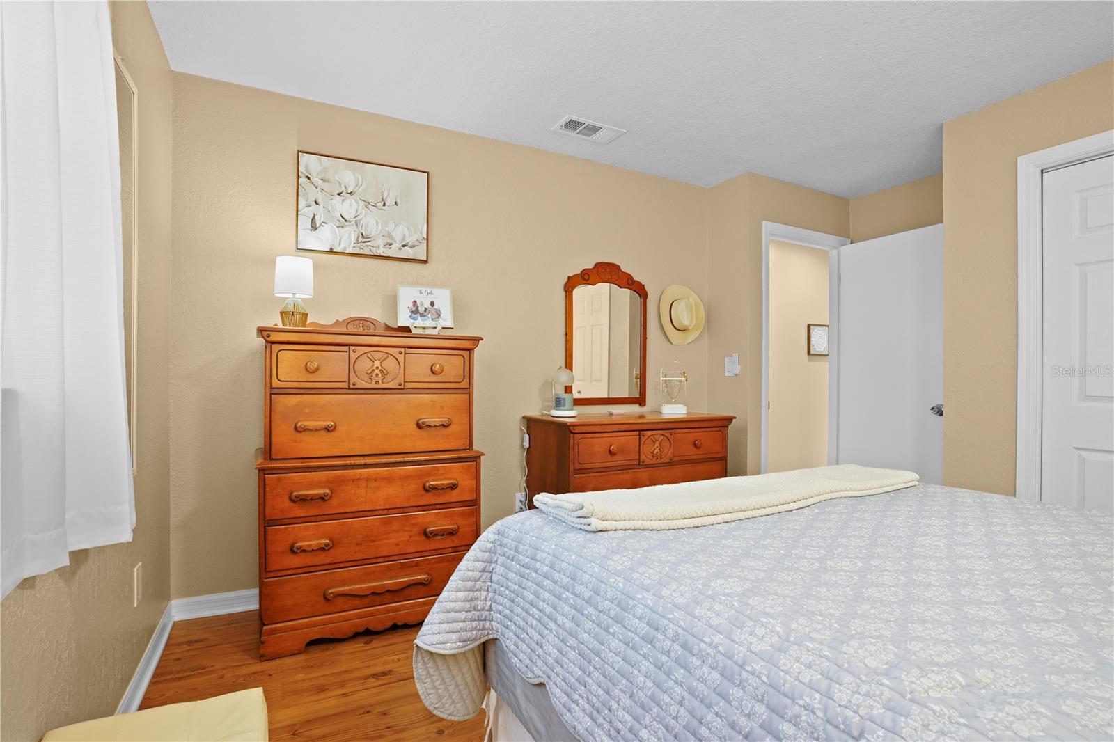 Image 30 of 48 For 157 Harrogate Court