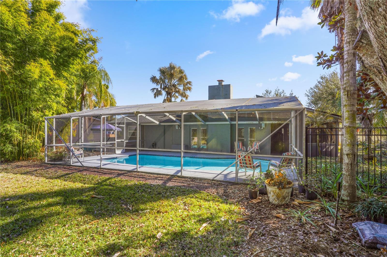 Image 40 of 48 For 157 Harrogate Court