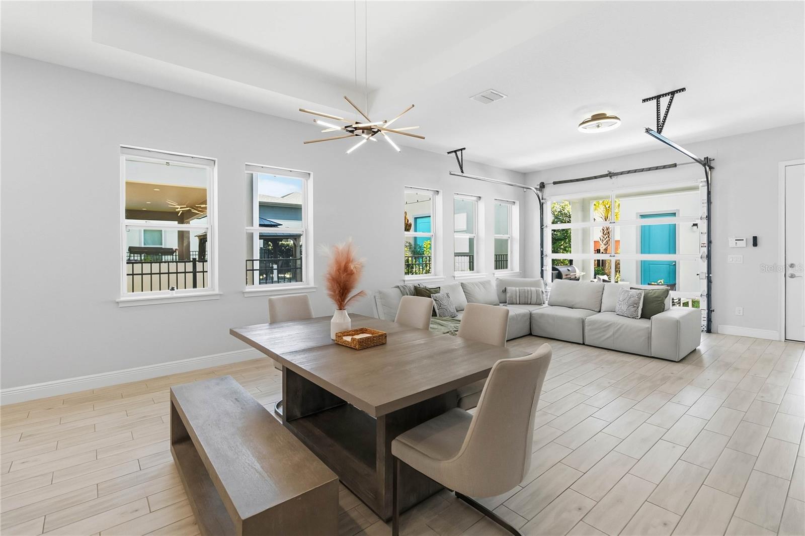 Image 15 of 48 For 8338 Modiano Street