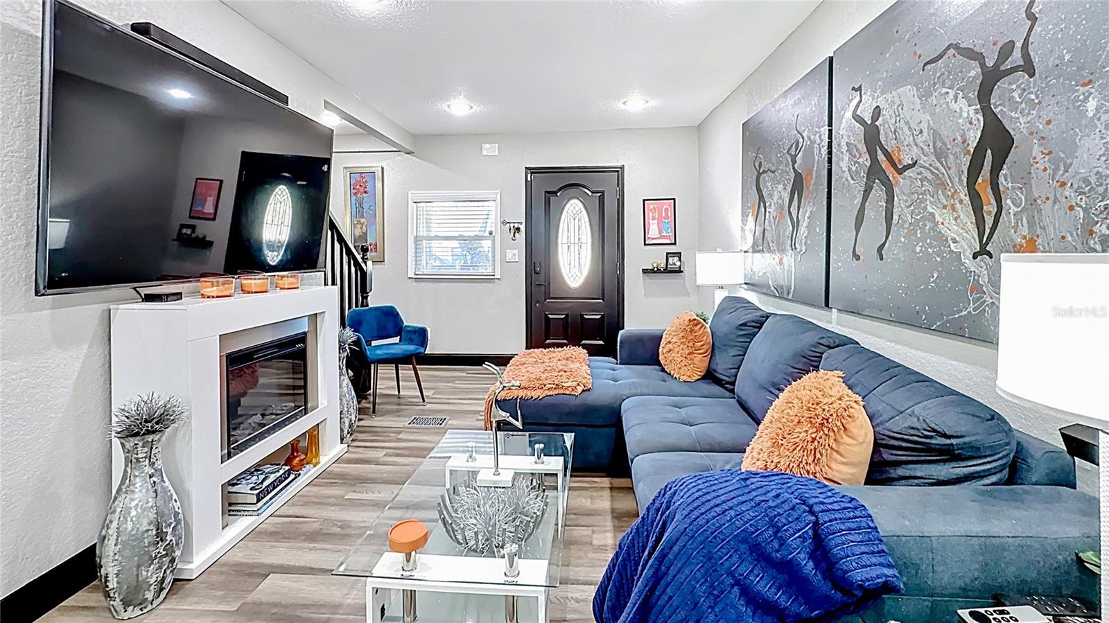 Image 3 of 41 For 1201 12th Street