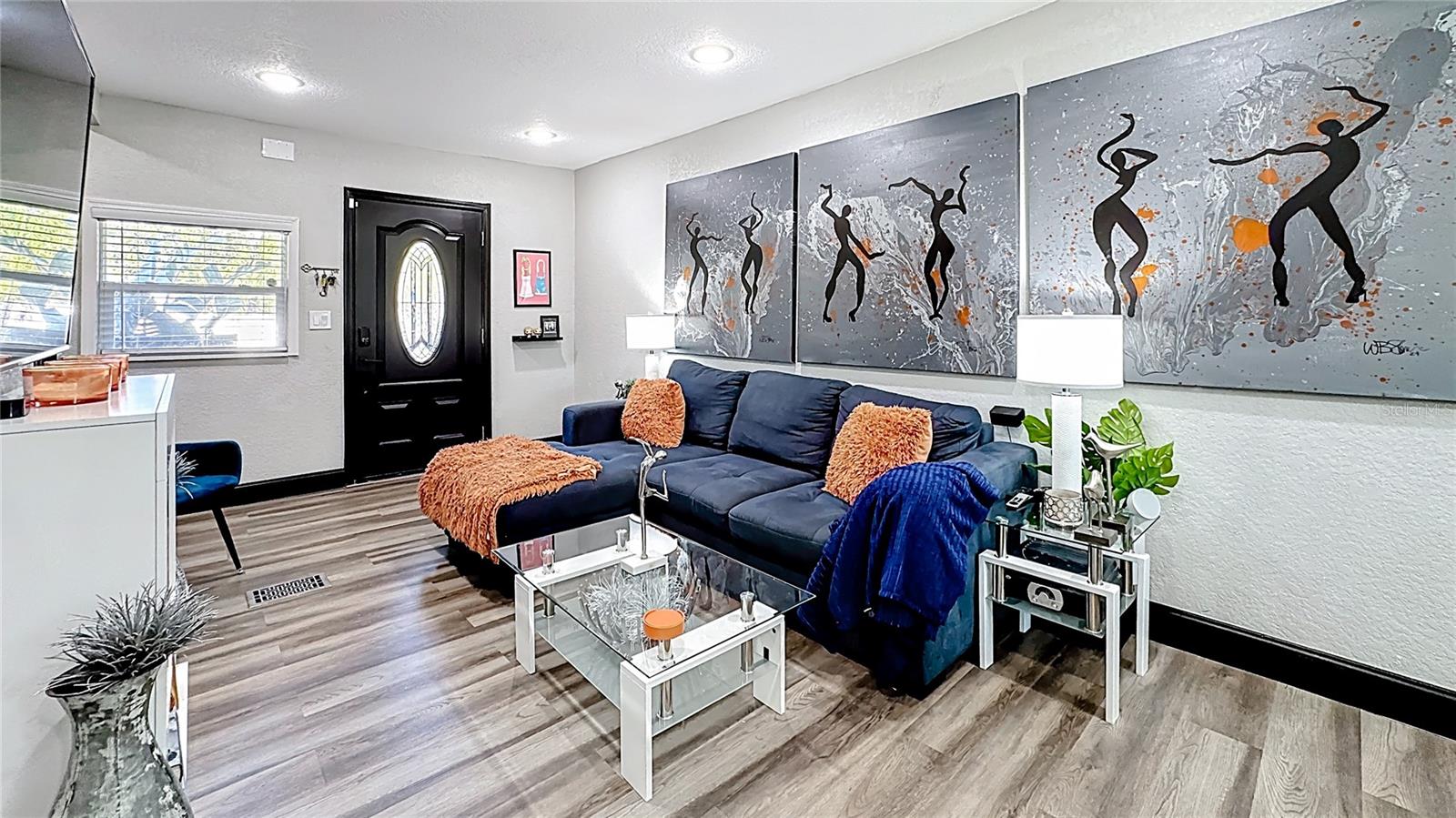 Image 4 of 41 For 1201 12th Street