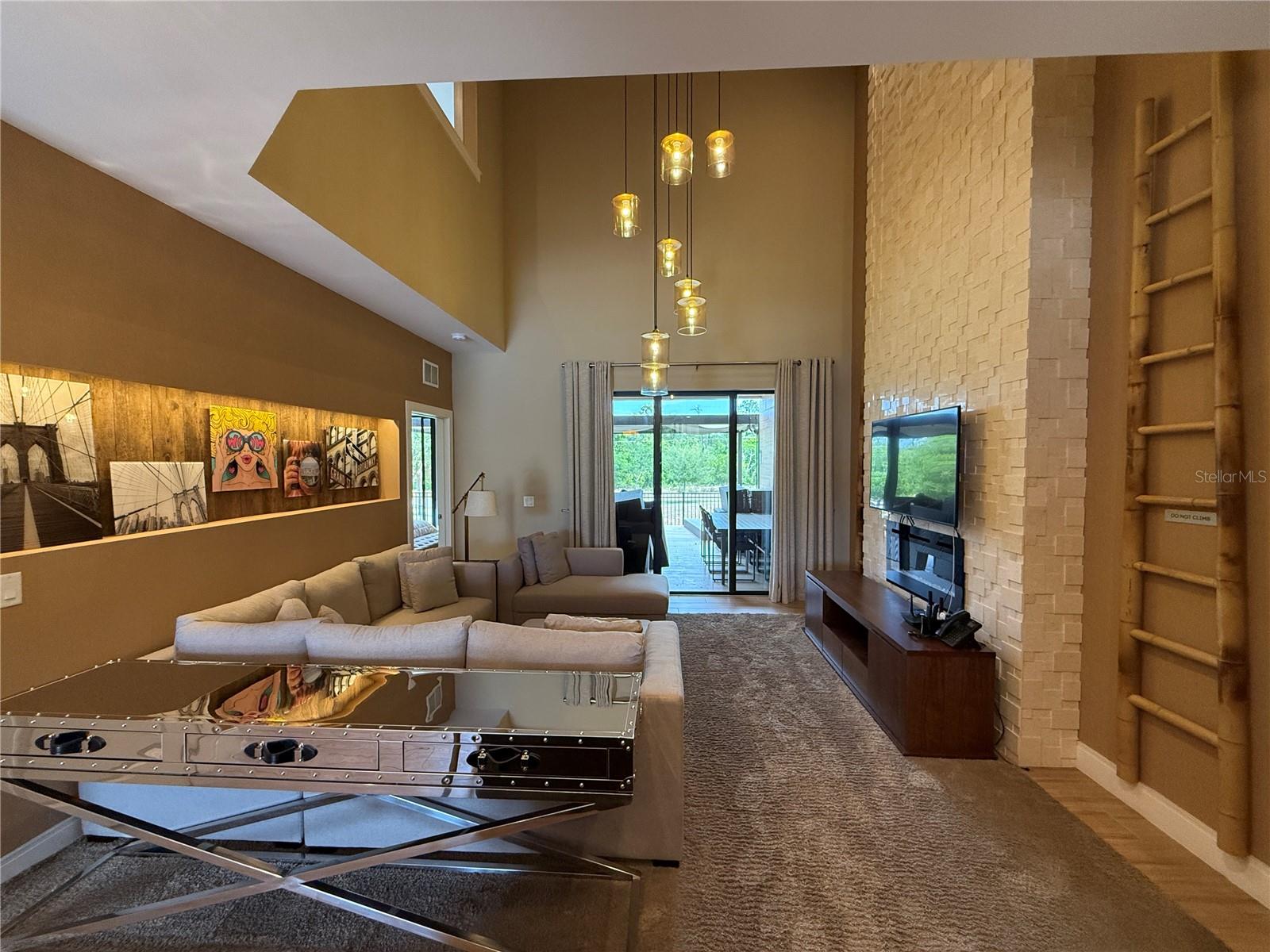 Image 3 of 59 For 3065 Rockefeller Way