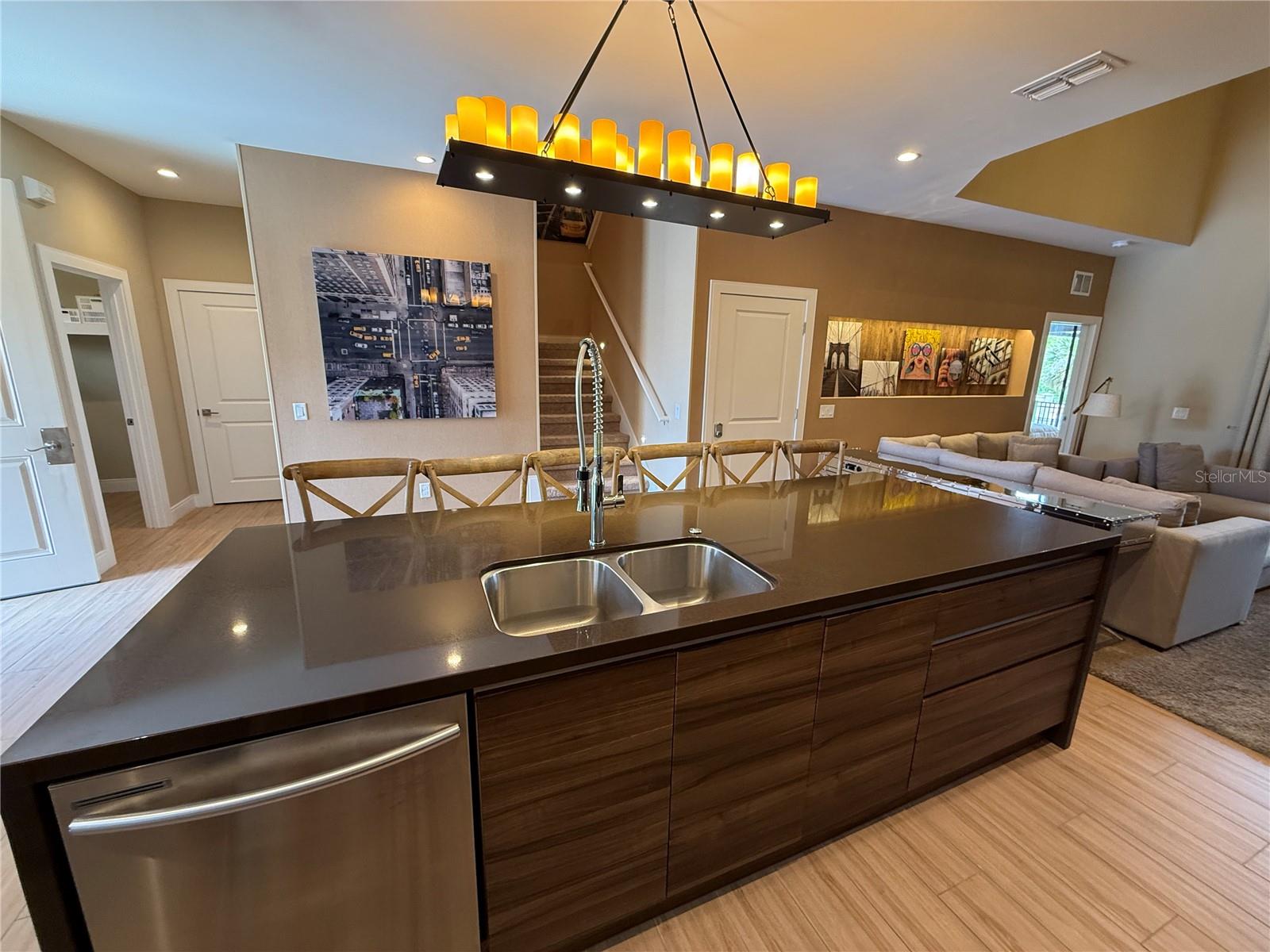 Image 7 of 59 For 3065 Rockefeller Way