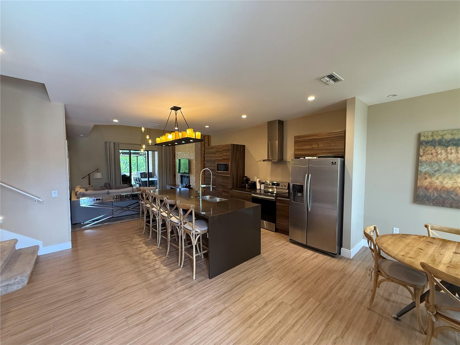 Image 9 of 59 For 3065 Rockefeller Way