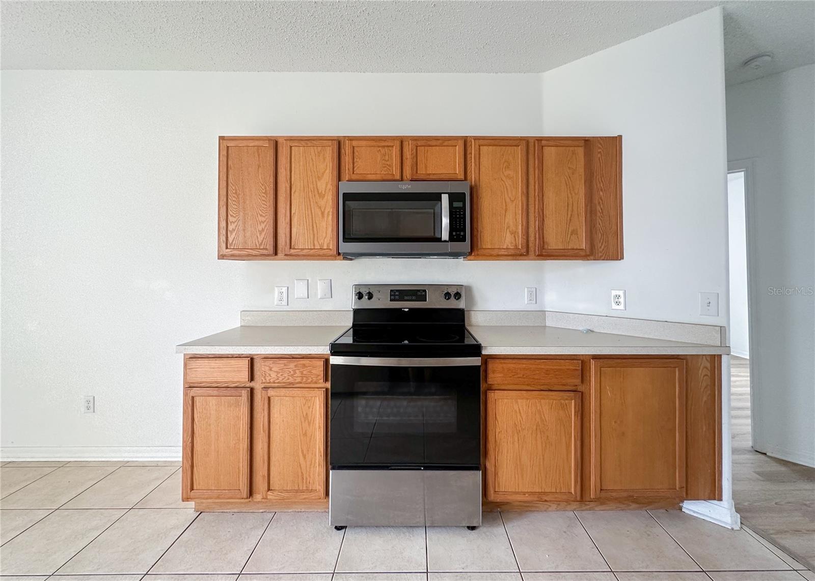 Image 6 of 22 For 402 Sunset View Drive