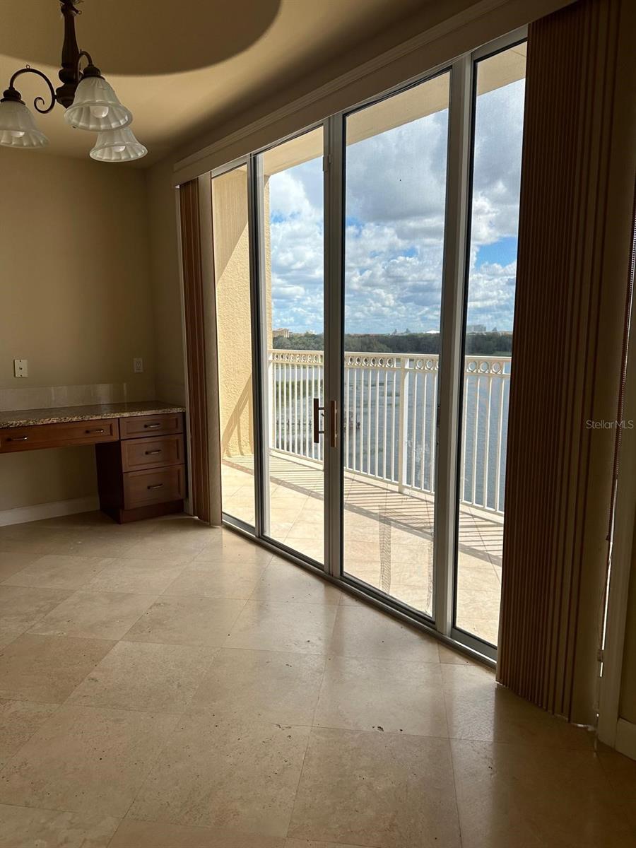 Image 13 of 27 For 8749 The Esplanade  30