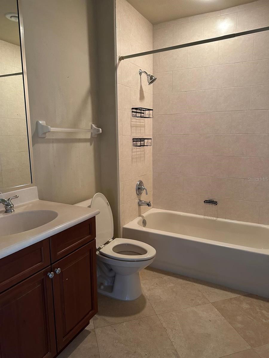 Image 26 of 27 For 8749 The Esplanade  30