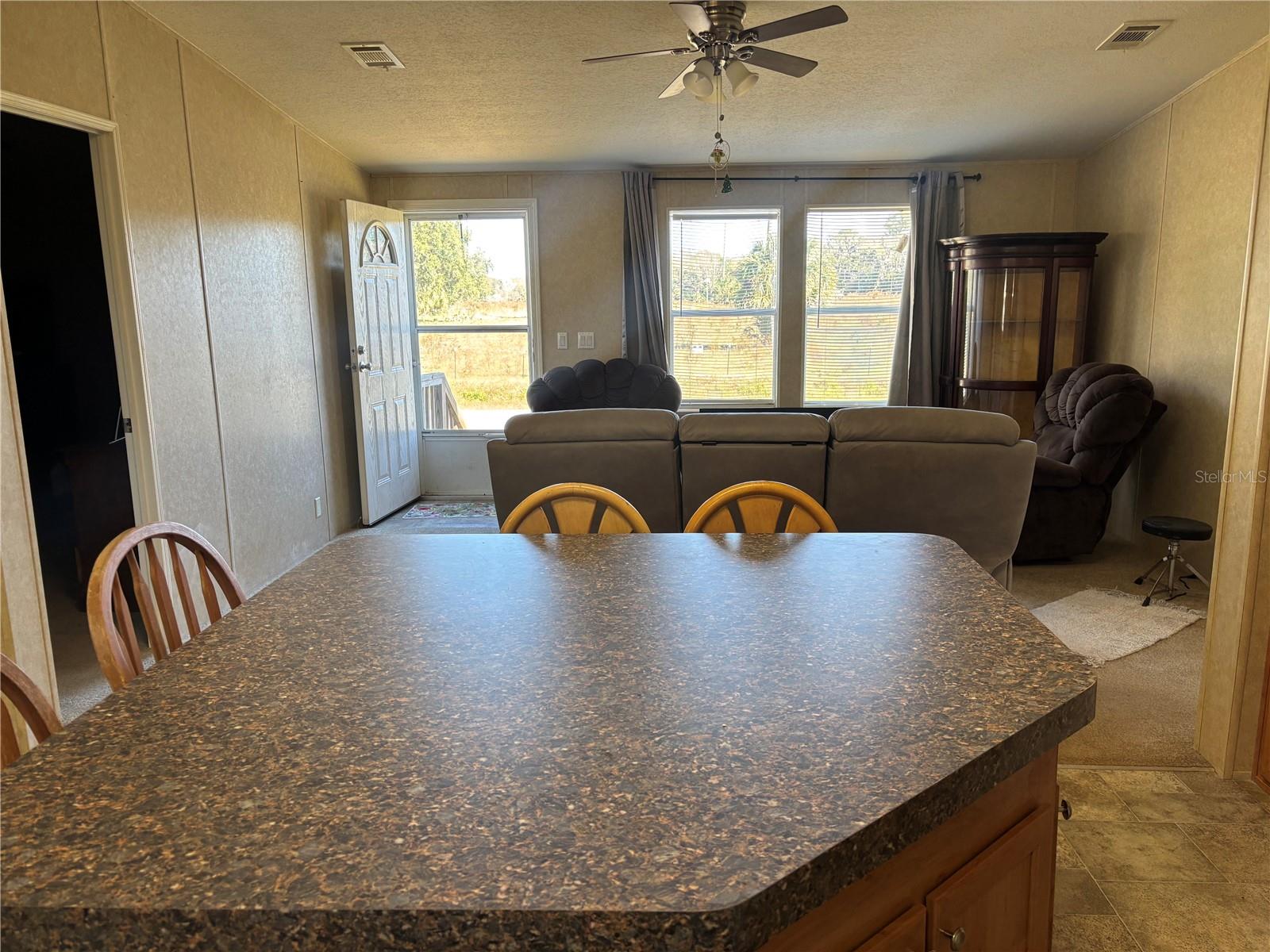 Image 12 of 15 For 1916 Spring Avenue