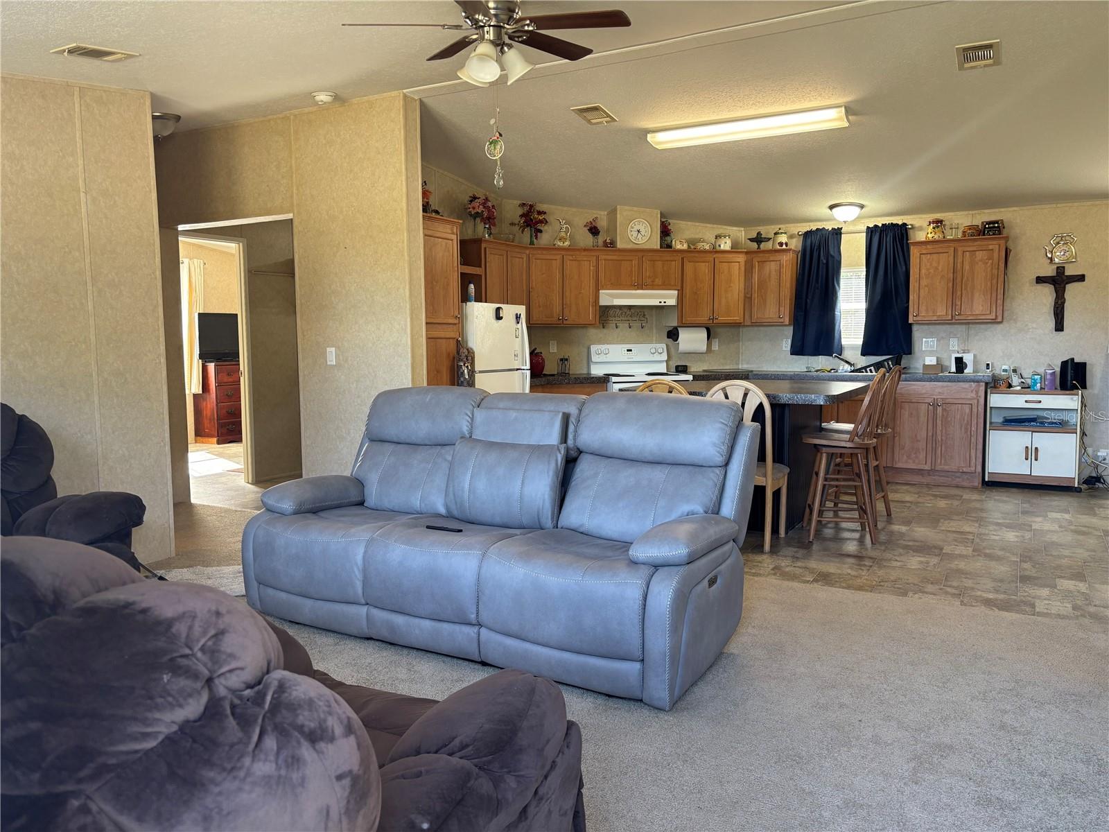 Image 13 of 15 For 1916 Spring Avenue