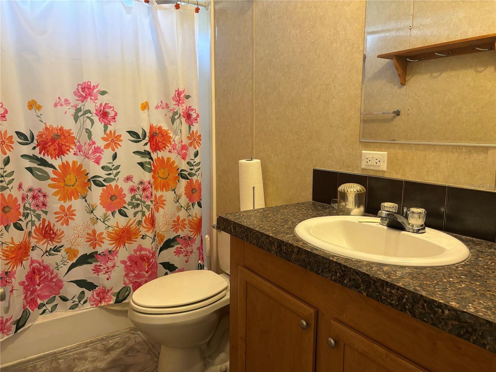 Image 8 of 15 For 1916 Spring Avenue