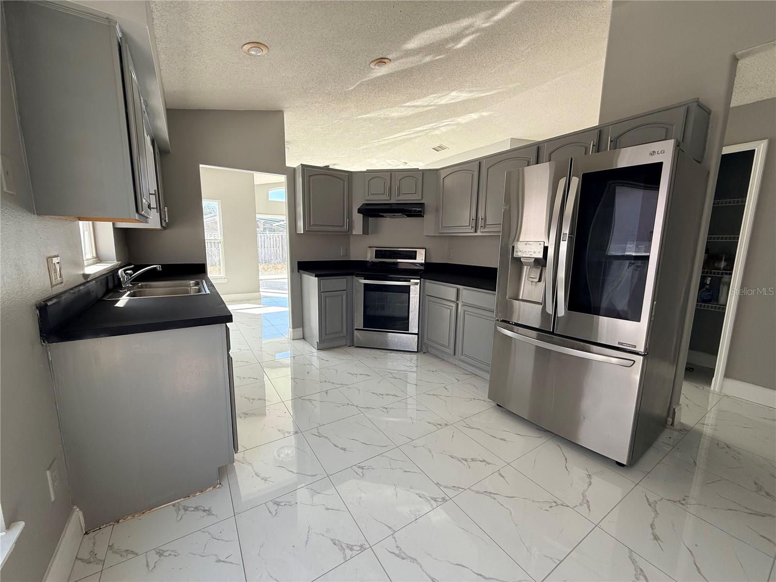 Image 3 of 9 For 1104 Sail Creek Drive