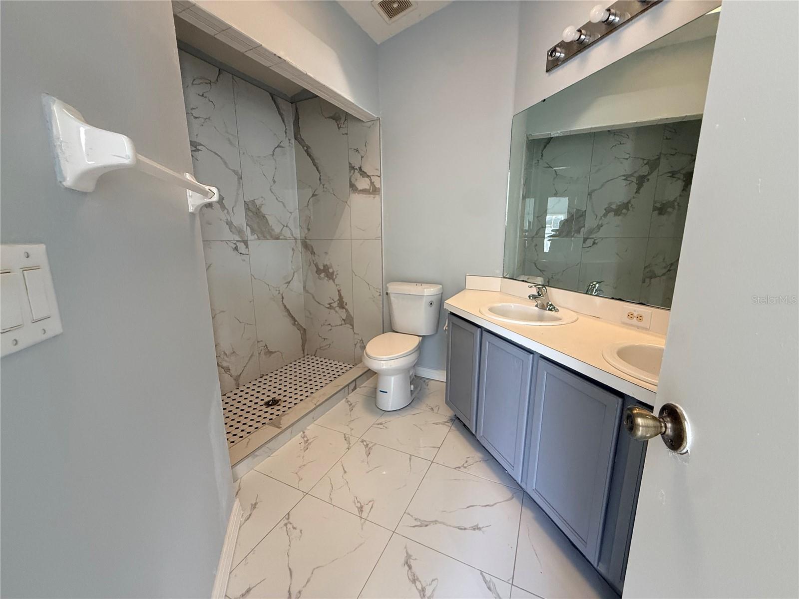 Image 6 of 9 For 1104 Sail Creek Drive