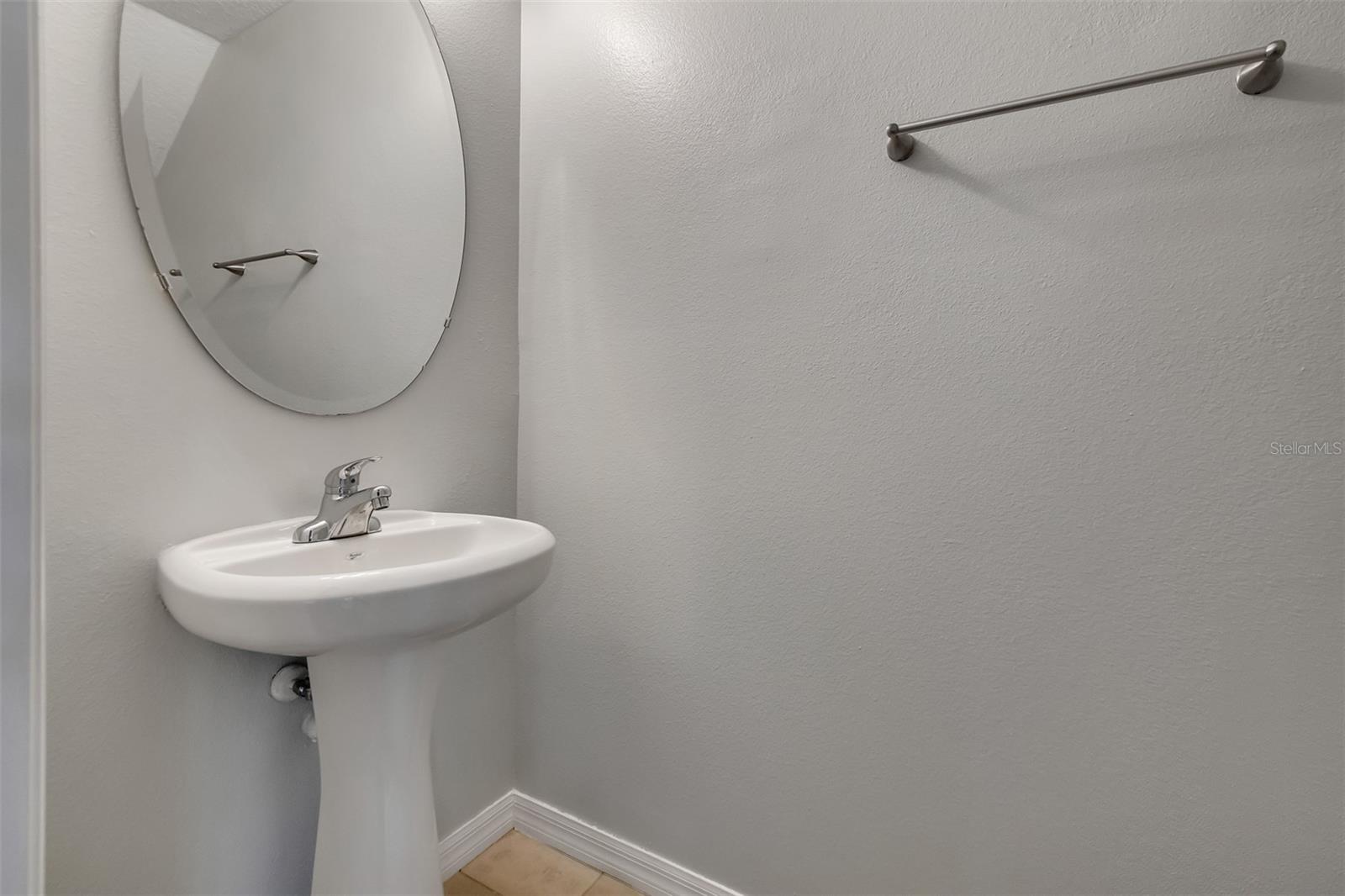 Image 9 of 25 For 116 Philadelphia Way