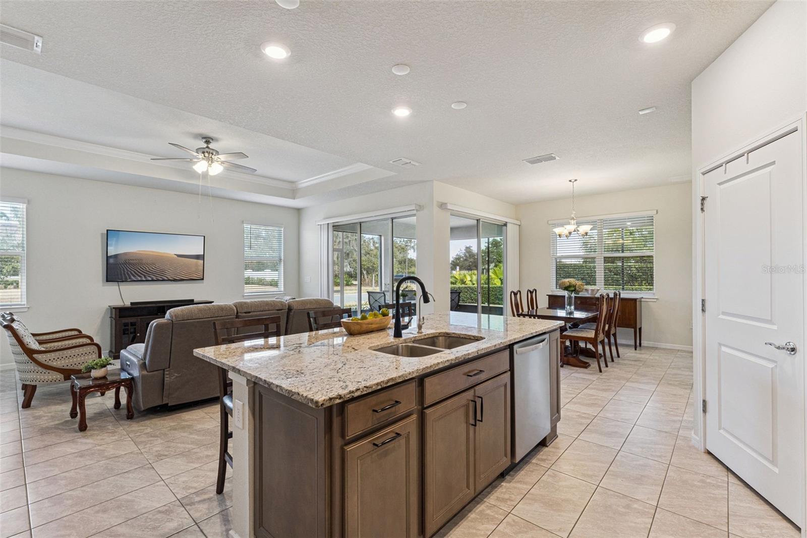 Image 13 of 54 For 6237 Citrus Grove Court