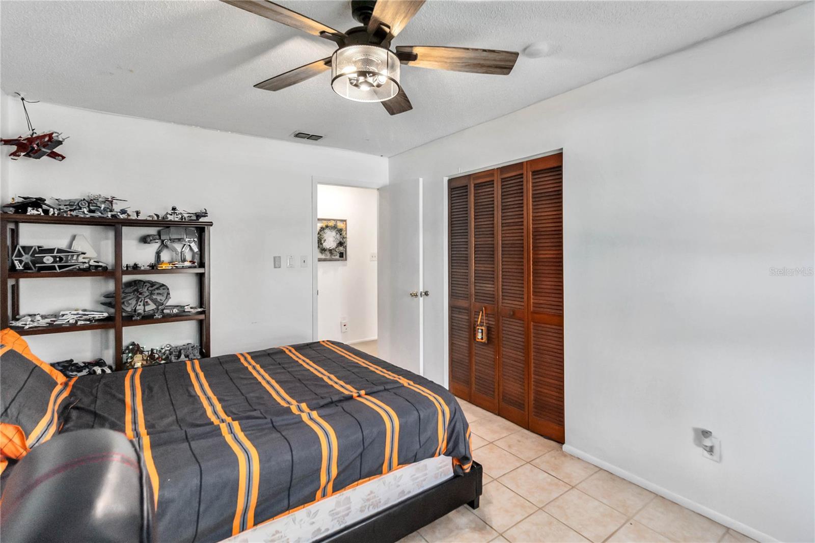 Image 23 of 33 For 4930 Gifford Boulevard