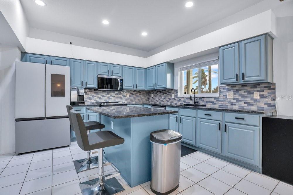 Image 11 of 57 For 219 Strathmore Circle